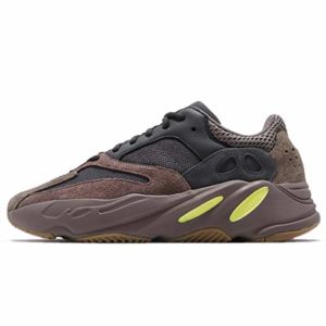 adidas Yeezy Boost 700 Sneaker Neu